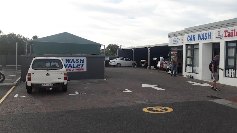 Flamingo Car Wash & Valet - Photo 3